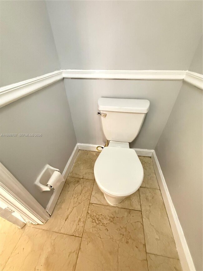 Building Photo - 8428 NW 103rd St