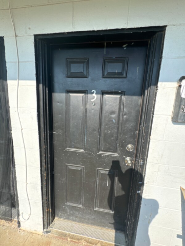 Primary Photo - 311 E Bryce Ave
