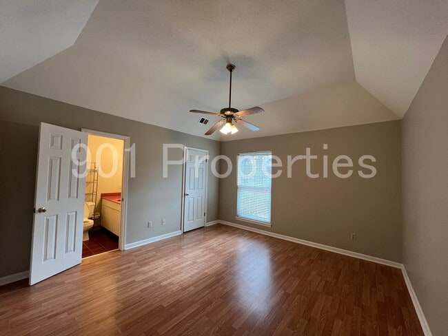 Building Photo - 5650 Richburg Ave