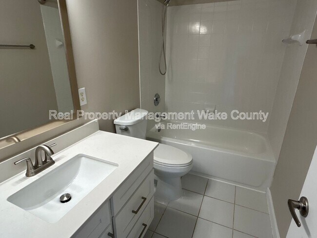 Building Photo - 1100 Kirkeenan Cir