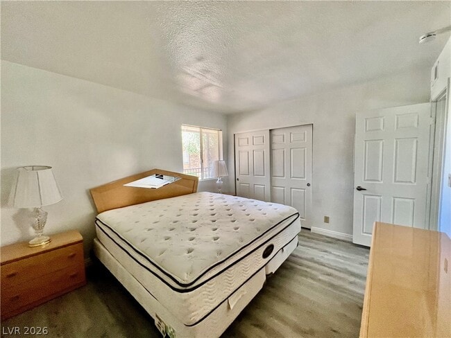 Building Photo - 4380 Sandy River Dr