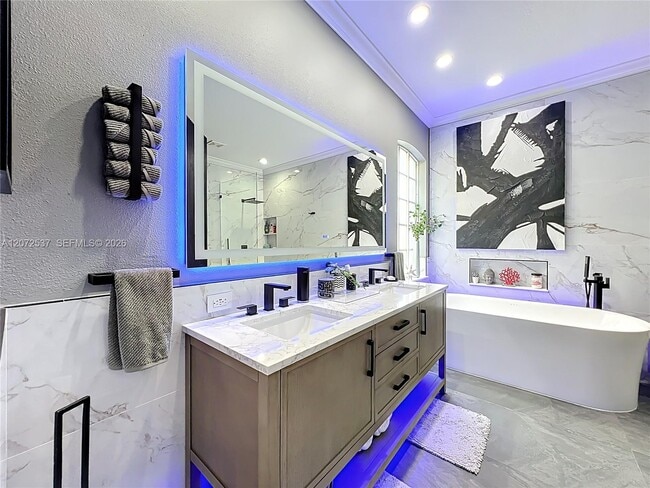 Building Photo - 13430 Meadow Bay Loop