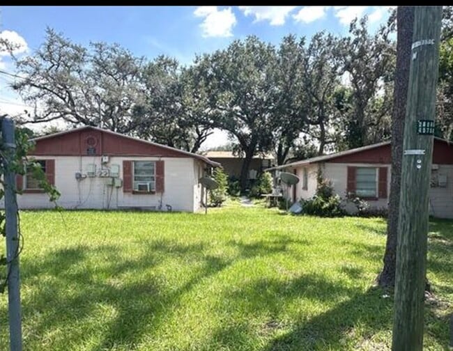 Building Photo - 2227 E 133rd Ave