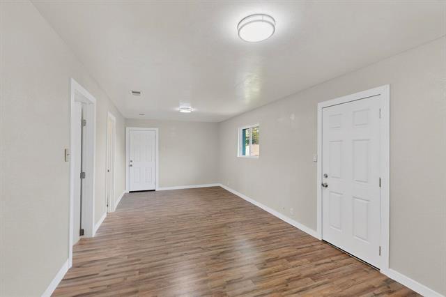 Building Photo - 1407 El Camino Cir