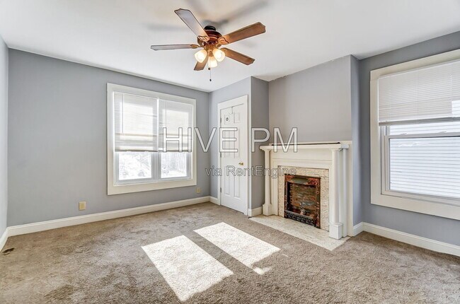 Building Photo - 3246 Linwood Ave
