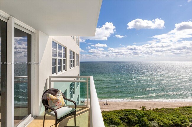 Primary Photo - 6917 Collins Ave