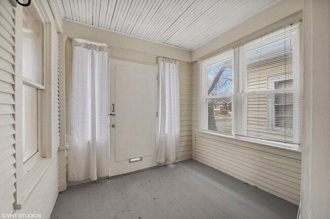 Building Photo - 5359 W Berenice Ave