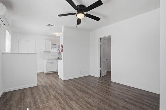 Building Photo - 7240 S 7th St