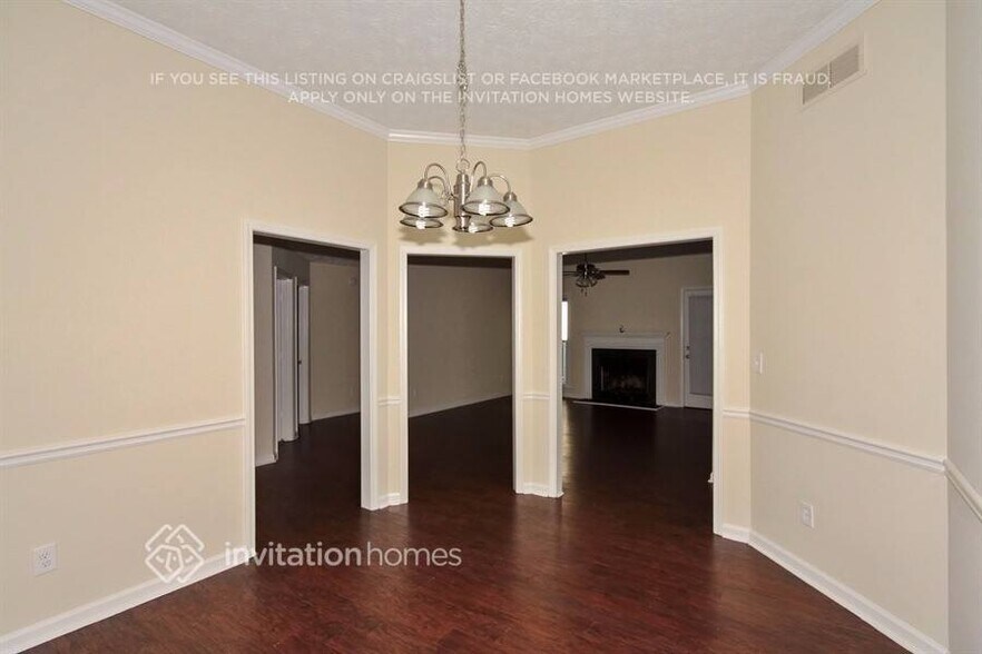 Building Photo - 235 Fairview Chase Rd