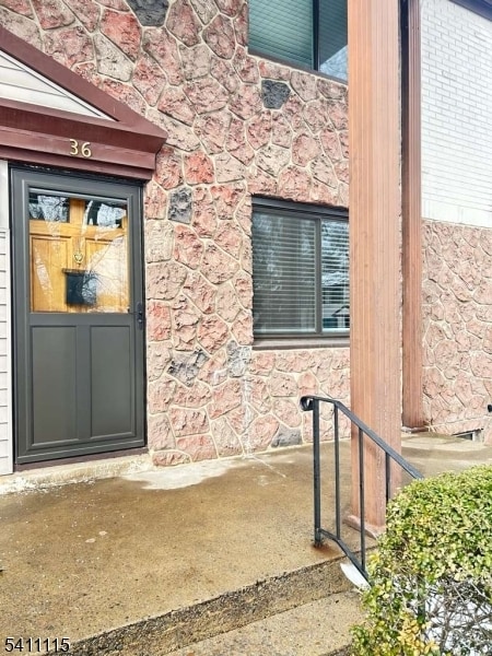 Building Photo - 36 Kate Ln