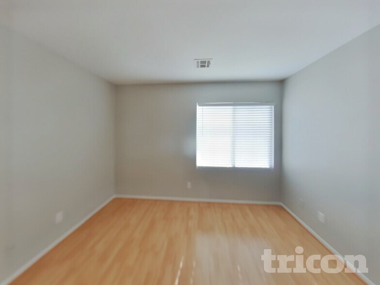 Building Photo - 1445 Little Spring Ct