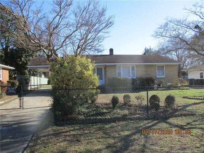 Building Photo - 5119 Utile Rd