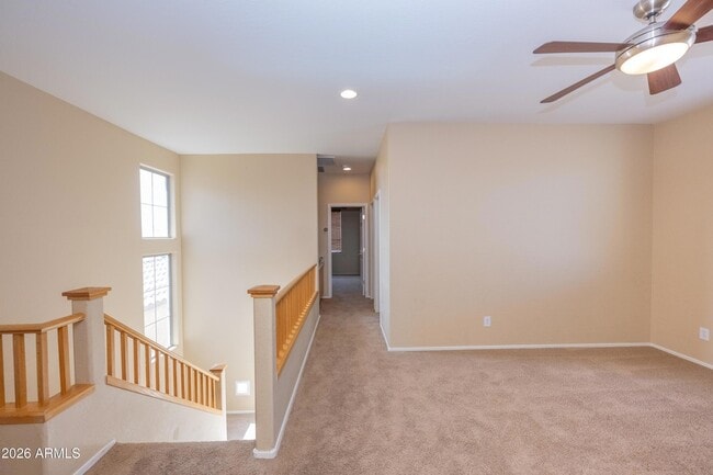 Building Photo - 2023 W Shackleton Dr