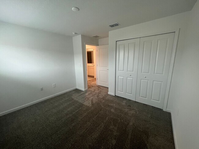 Building Photo - BEAUTIFUL NEW CONSTRUCTION 3 BEDROOM 2.5 B...