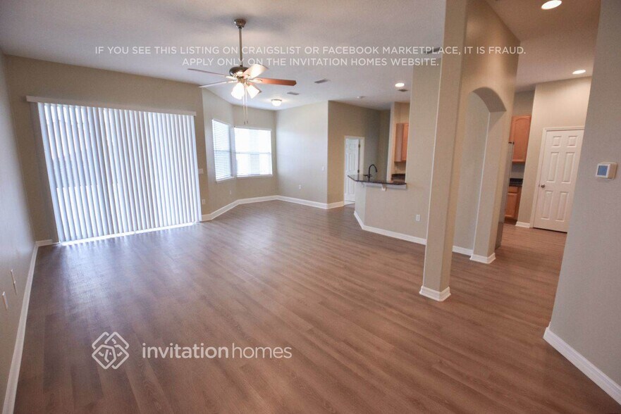 Building Photo - 920 White Oak Way