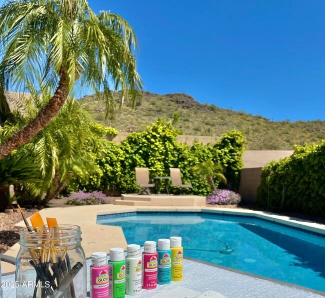 Building Photo - 4031 W Chisum Trail