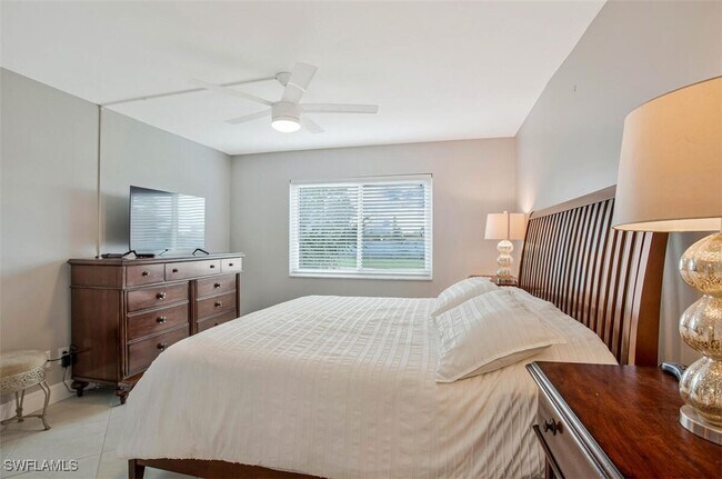 Building Photo - 4380 27th Ct SW