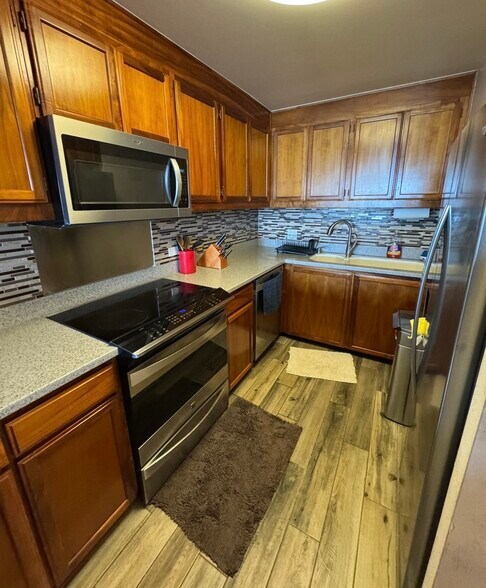 Building Photo - 68-151 Au St