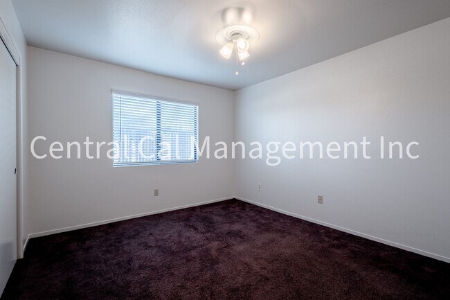Building Photo - 8404 Laborough Dr
