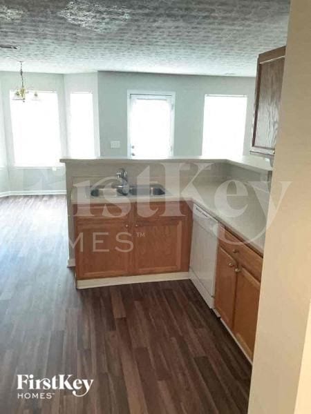 Building Photo - 3602 Coveside Ct