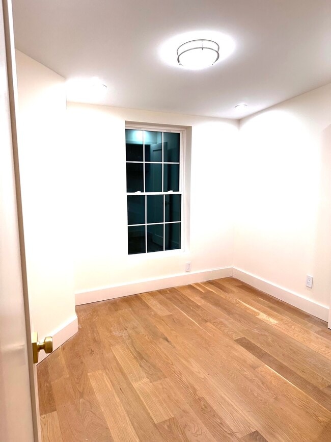 Building Photo - 393 Atlantic Ave