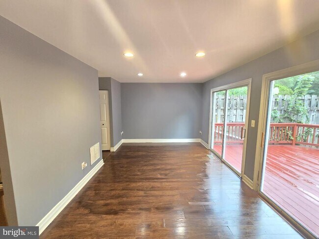 Building Photo - 7655 Sherlock Ct