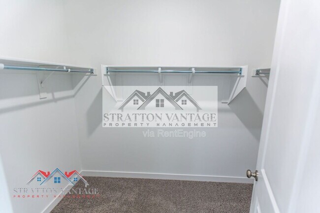 Building Photo - 7439 S 76th Dr