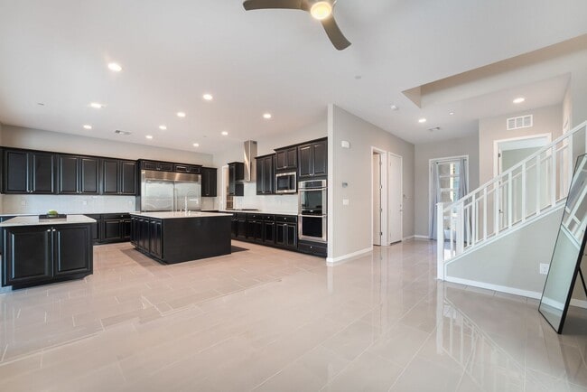 Building Photo - 813 Horizon Canyon Dr