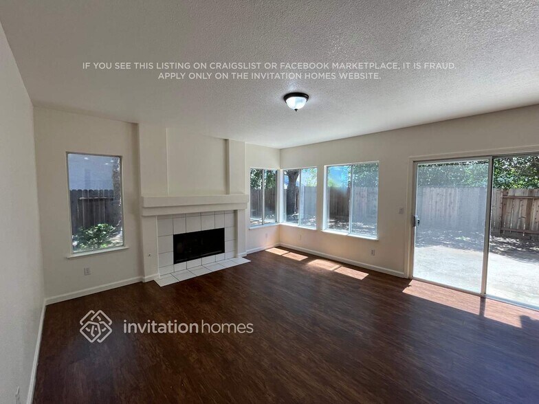 Building Photo - 6102 Cameo Dr