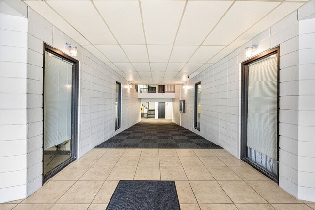 Building Photo - 310 N Michigan St