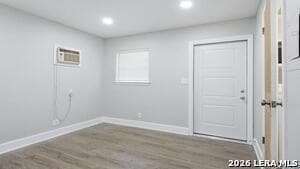 Building Photo - 7211 Glen Haven Dr