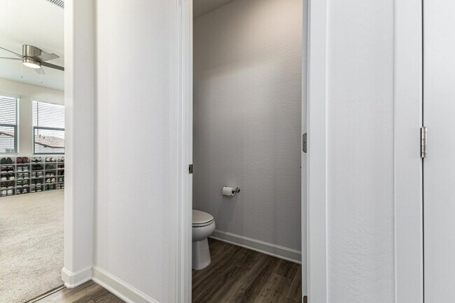 Building Photo - 4509 N 197th Ln