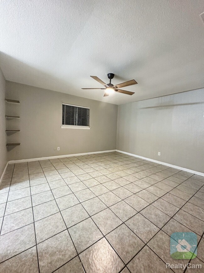 Building Photo - 5007 Monteith Dr