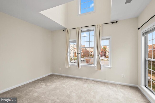 Building Photo - 7006 Ellingham Cir