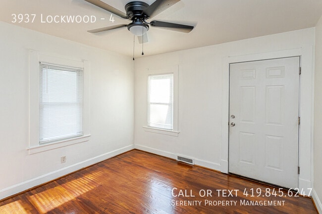 Building Photo - 3937 Lockwood-4