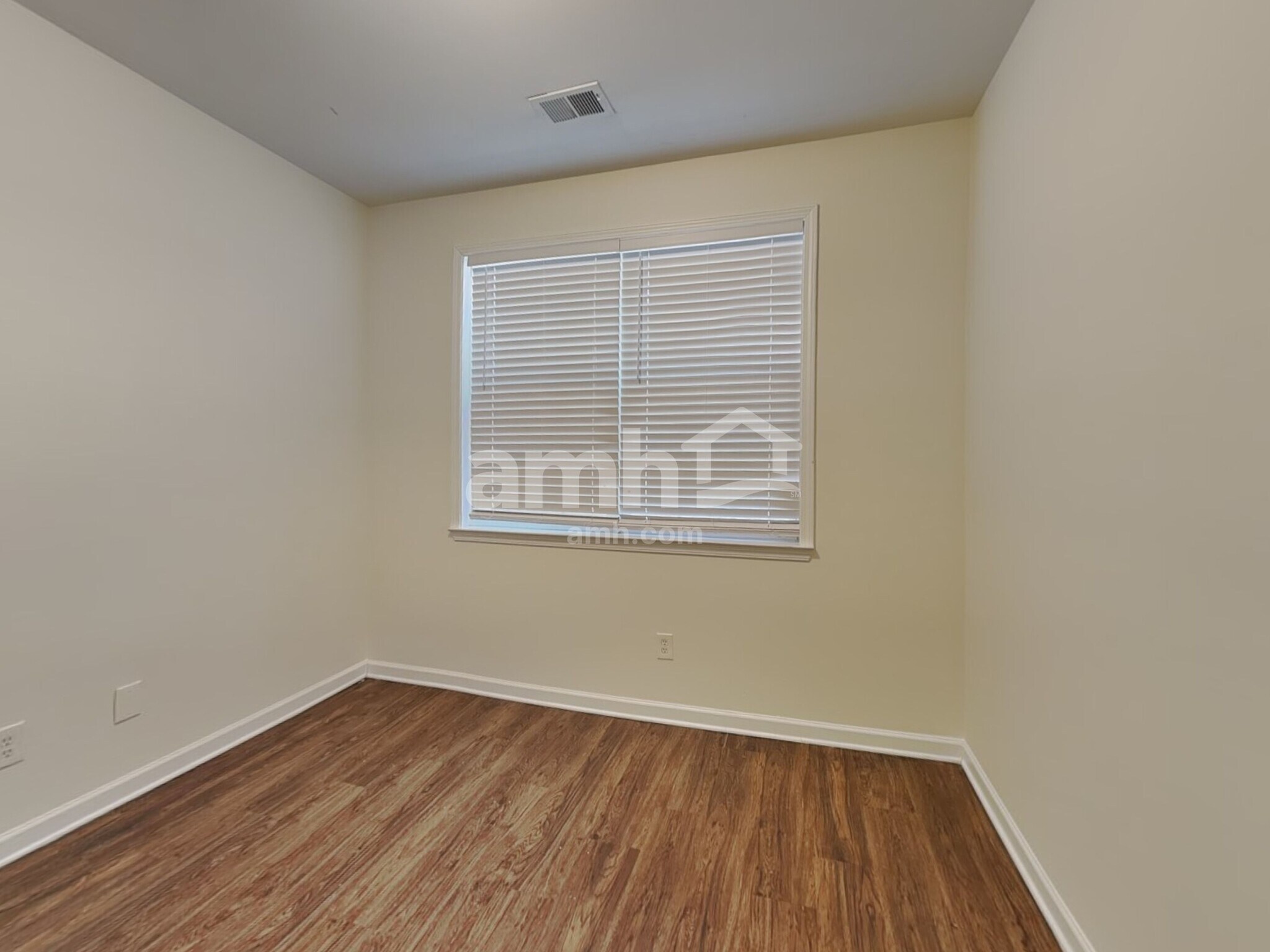 Building Photo - 836 Topaz Valley