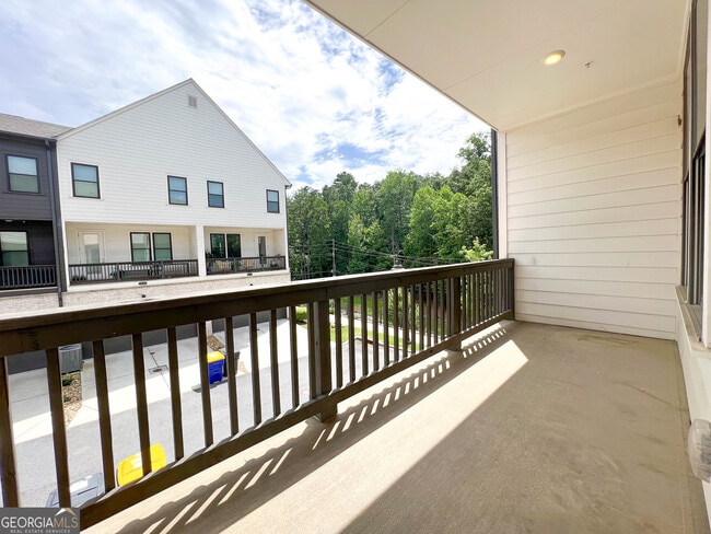 Building Photo - 6605 Beacon Dr