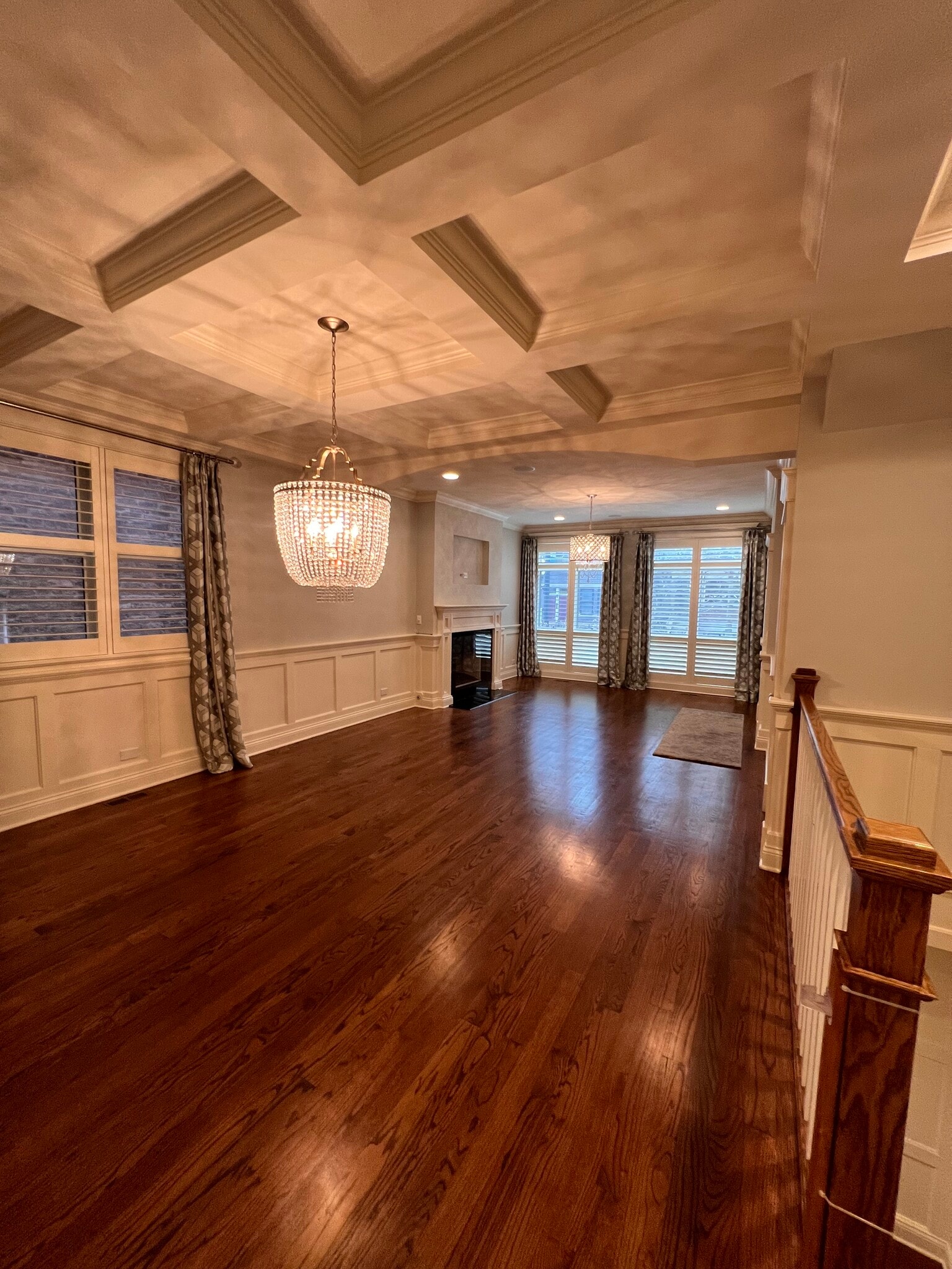 Building Photo - 2042 N Racine Ave