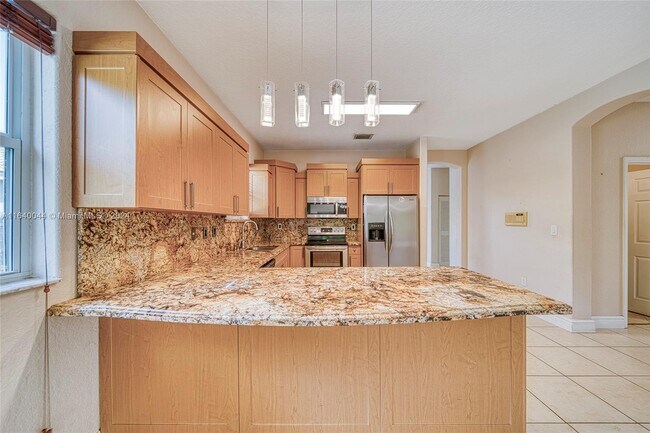Building Photo - 16544 SW 75th Terrace