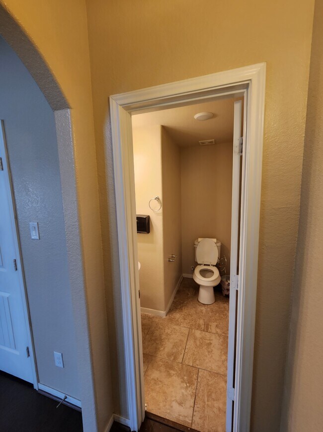 Building Photo - 25619 Anvil Iron Ln