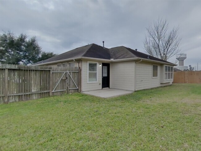 Building Photo - 8039 Branson Park Ln