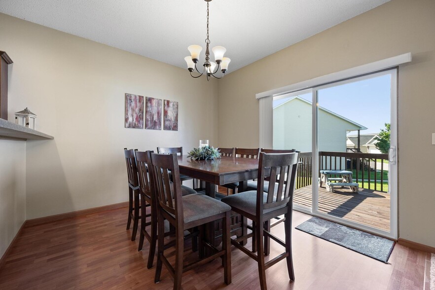 Dining Room - 1839 Goose Lake Cir