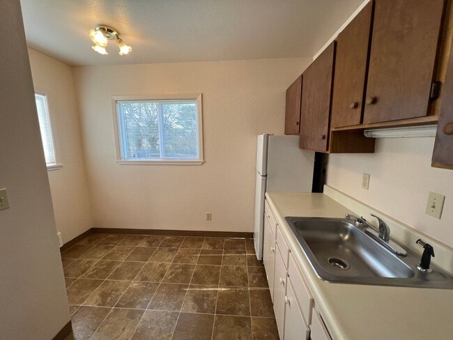 Building Photo - 9178 NW Seal Rock St