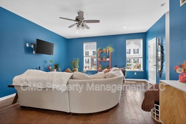 Building Photo - 107 Celebration Blvd