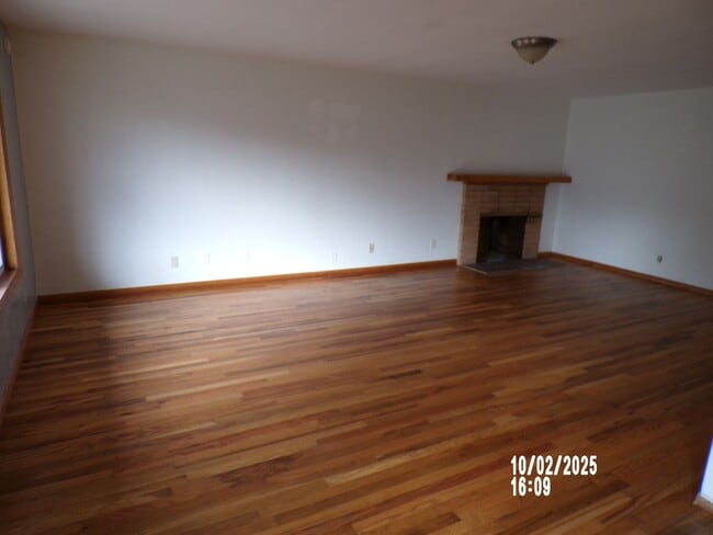 Building Photo - Charming home edge of Corvallis, close to Philomath!!