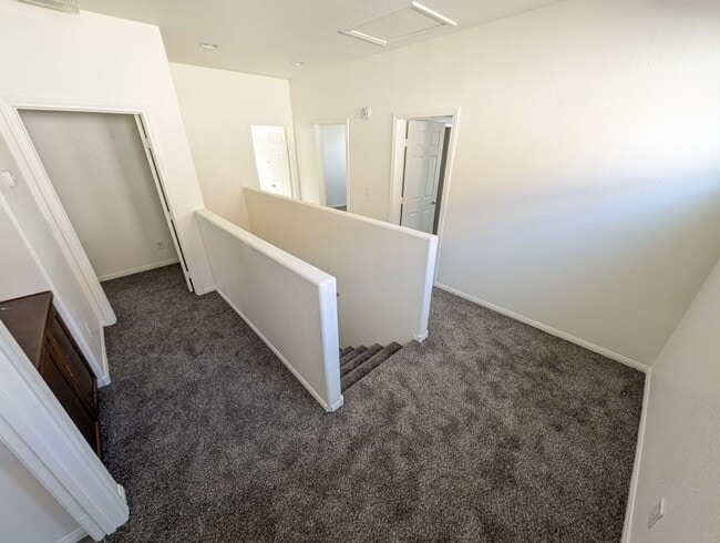 Building Photo - 7593 Perla Del Mar Ave