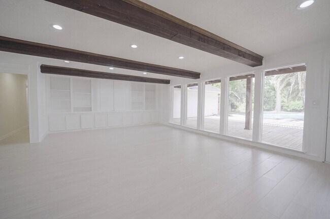 Building Photo - 1419 Chestnut Ridge Rd