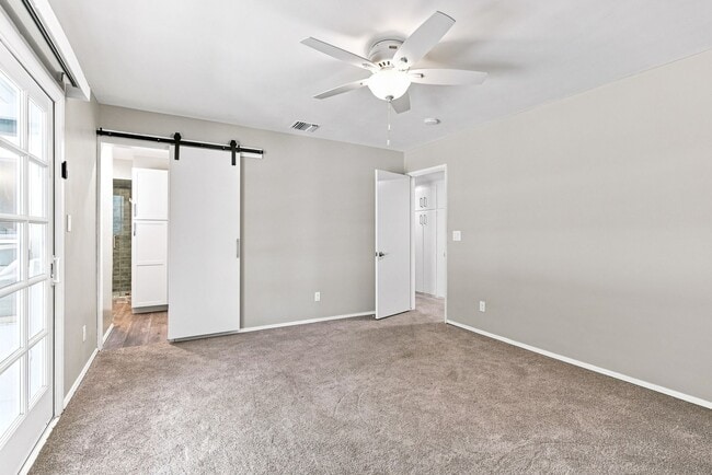 Building Photo - 259 Sturtevant Dr