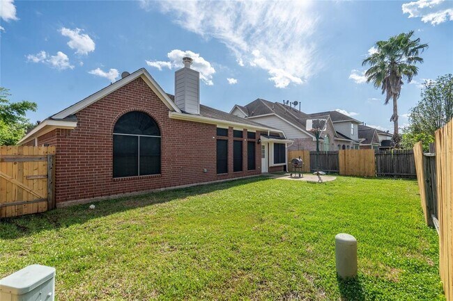 Building Photo - 4715 Schiller Park Ln