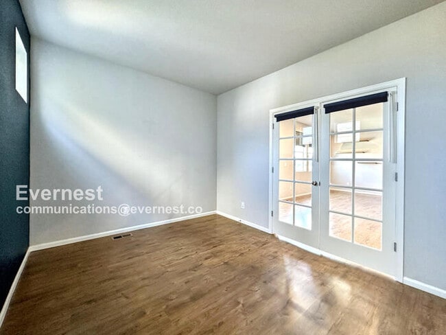 Building Photo - 15675 E 47th Dr